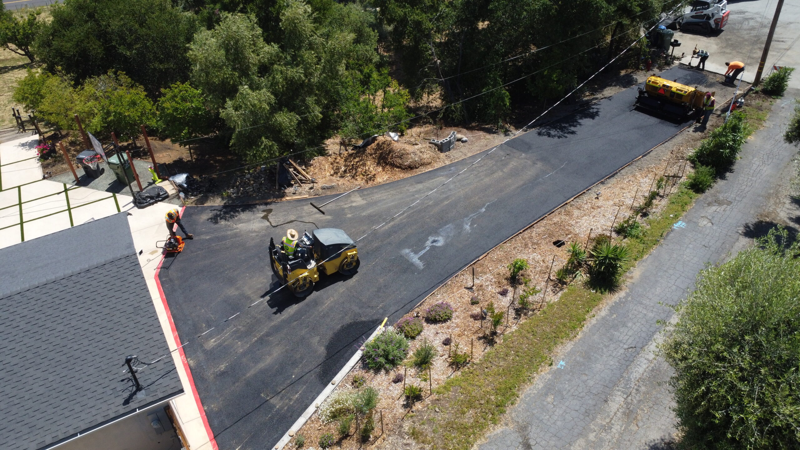 Los Altos Driveway - Image 3