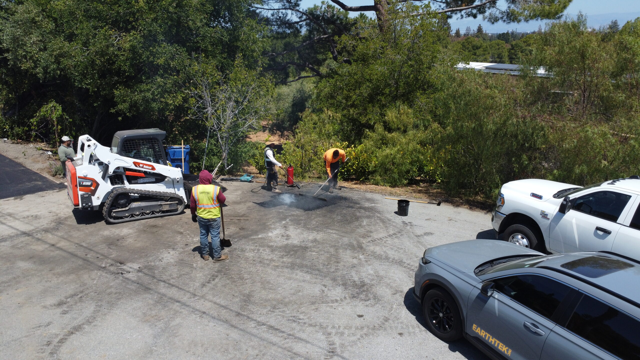 Los Altos Driveway - Image 10